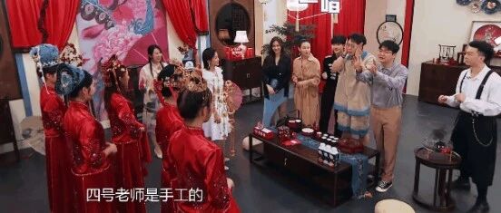 馒头都堵不上秀恩爱的嘴，“巧手夫妇”肖央谭卓狂撒狗粮