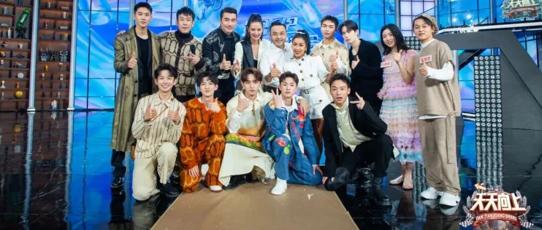 2022春夏新时尚发布会，在这里一次看个够！