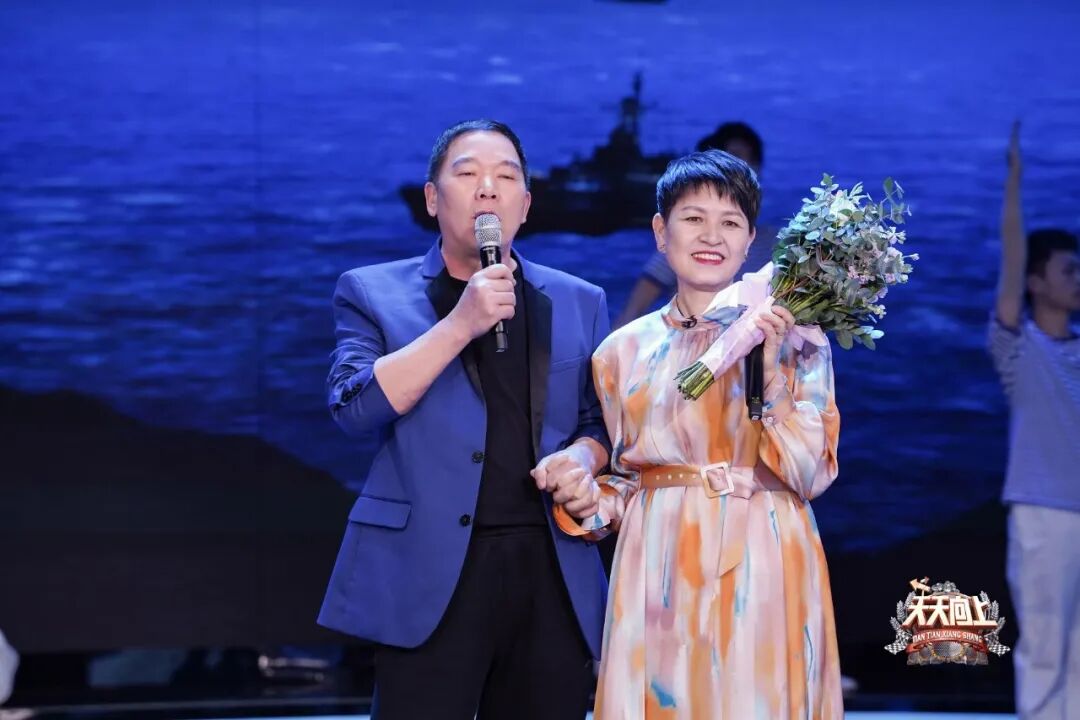 《天天向上》母亲节特辑王一博小名曝光 李雪琴霍尊妈妈比拼歌技-友友