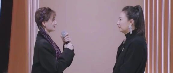 宋妍霏看妈妈重拾舞蹈梦落泪 徐璐说不出“妈妈我爱你”