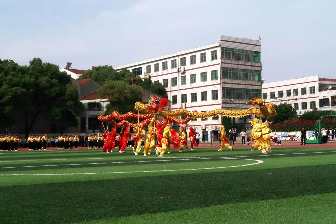 葛店大湾小学龙腾飞舞进校园民俗文化润童心