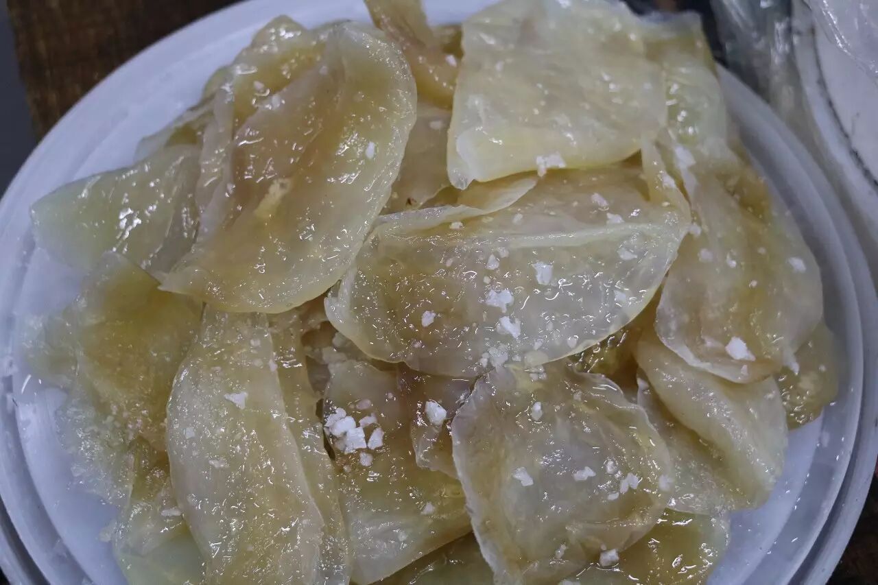 进口小干皮海蜇 大连纯野生22元/500g  450元/桶/32斤