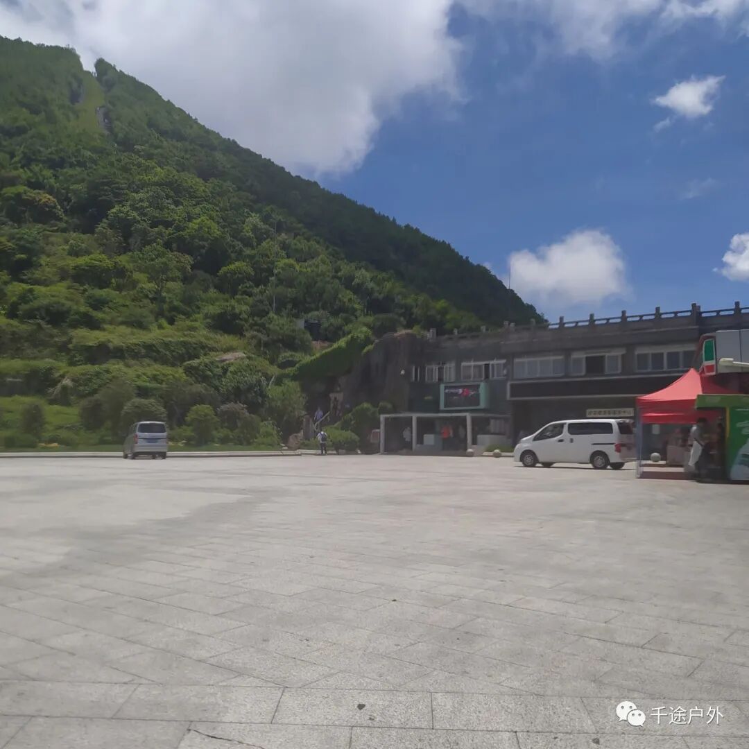 Shenzhen's Top Ten Peaks: Wutong Mountain Guide. - qiantuhuwai