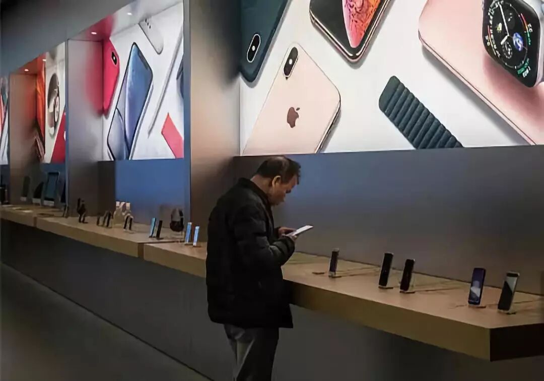 ������������Ϊ��Ӫ���µ�50����Ԫ��ƻ��CEO��ˣ������й�