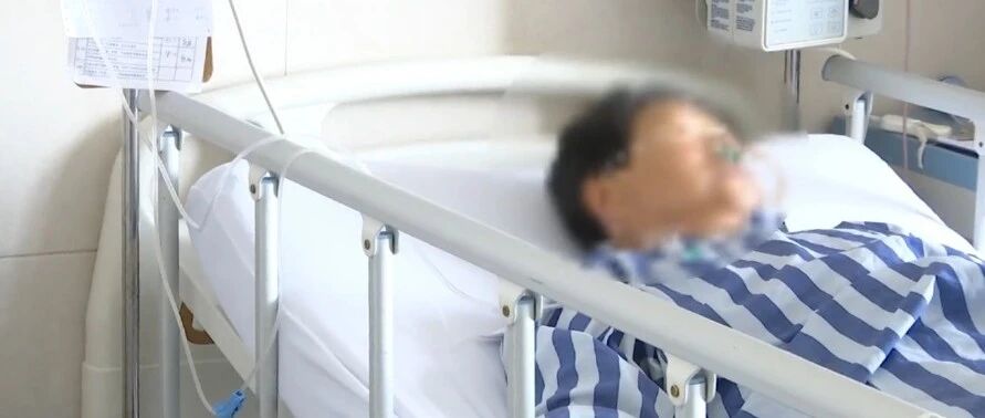 一个吃下肚，女子被送去抢救！柚子这样吃，真的会要命……