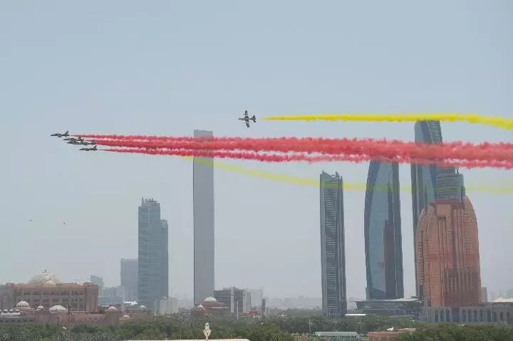 习近平的阿布扎比时间：中阿关系迈新“高”