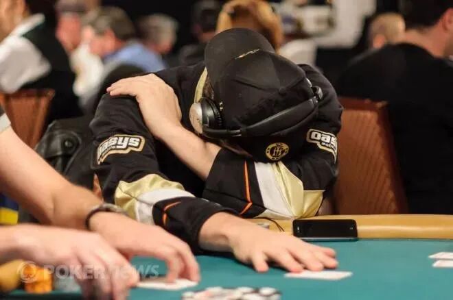 【GG扑克】不要被情绪支配！后果只会损失筹码！