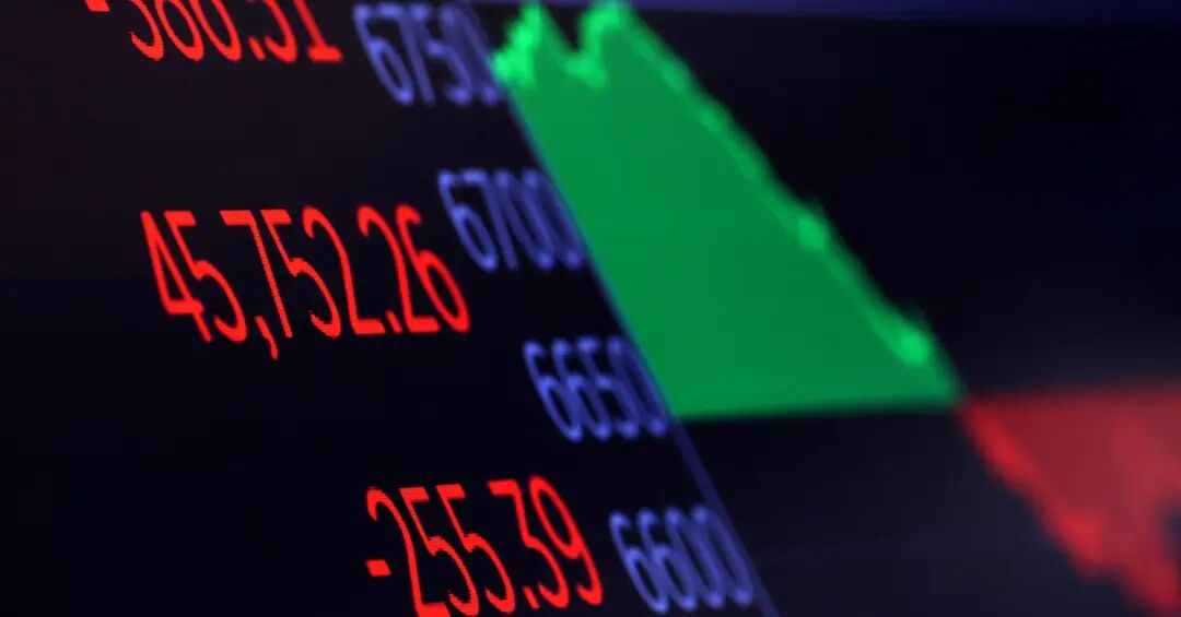 Wall Street indexes end lower after sharp reversal, tech leads drop |  Reuters