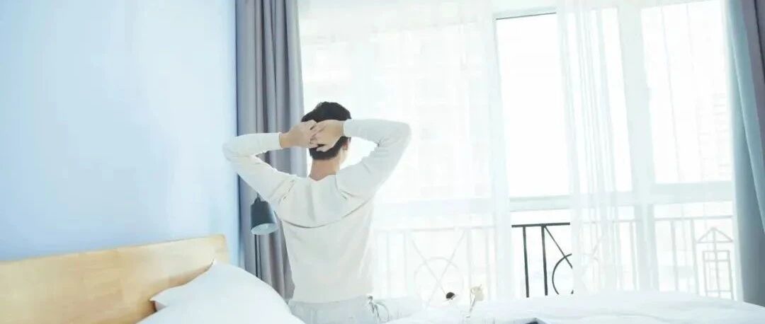 今天你又是从床上“弹”起来的吗？美好的一天从这六个动作做起！