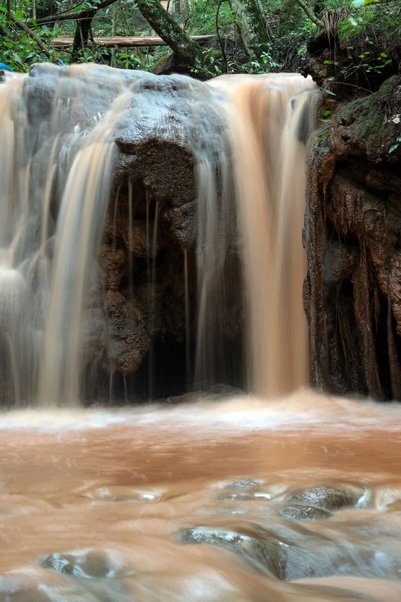 太壮观玉溪这个藏在山里的瀑布美得令人惊叹