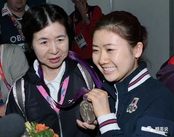 母親對孩子的影響到底有多大 這部跟拍福原愛24年的紀錄片 告訴了我們答案 請尊重一個姑娘的努力 微文庫