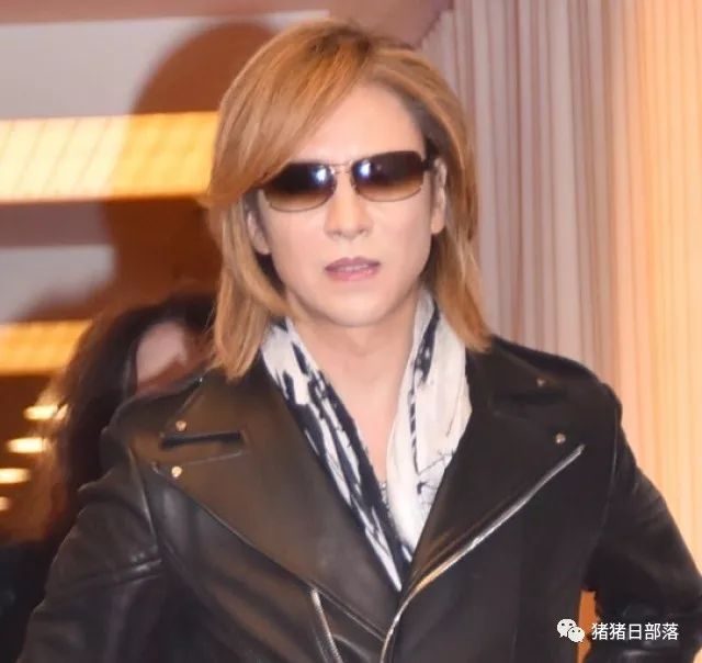 紅白x Japan 時隔9個月 Yoshiki一曲 紅 奇蹟復活鼓手身份 豬豬日部落 微文庫