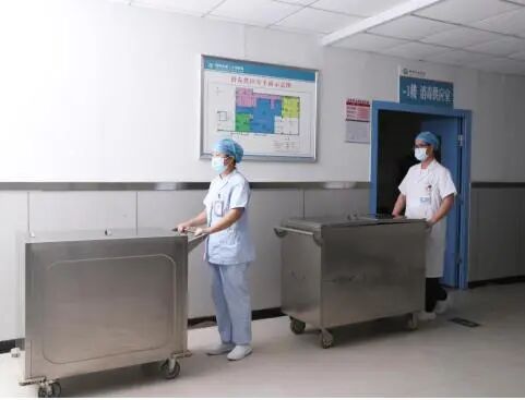 无影灯怎么消毒无影灯下的“幕后英雄”：探秘消毒供应室的守护力量_https://www.jmylbn.com_新闻资讯_第10张