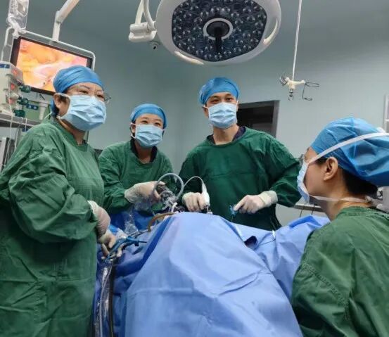 腹腔镜都有什么品牌【品牌技术】腹腔镜下侧腹壁悬吊术让女性患者的“难言之隐”不再隐忍_https://www.jmylbn.com_新闻资讯_第6张