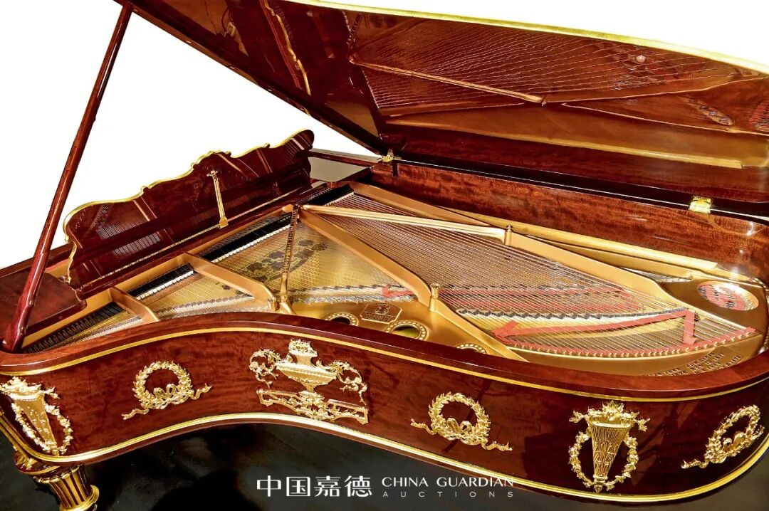 施坦威24k超豪华铜鎏金雕刻钢琴——全球唯一