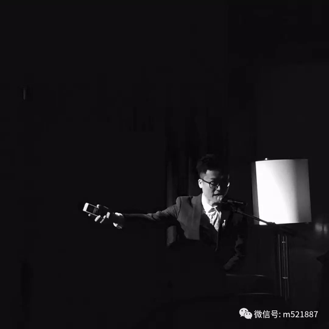 887主持人麦麦同学亲自上阵，表演音乐脱口秀！