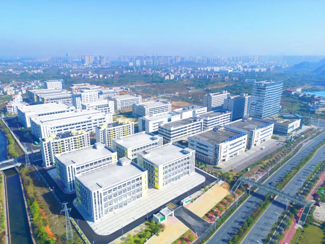 您的位置:>首页>新闻中心>经开区动态>桂林华为信息生态产业合作区.