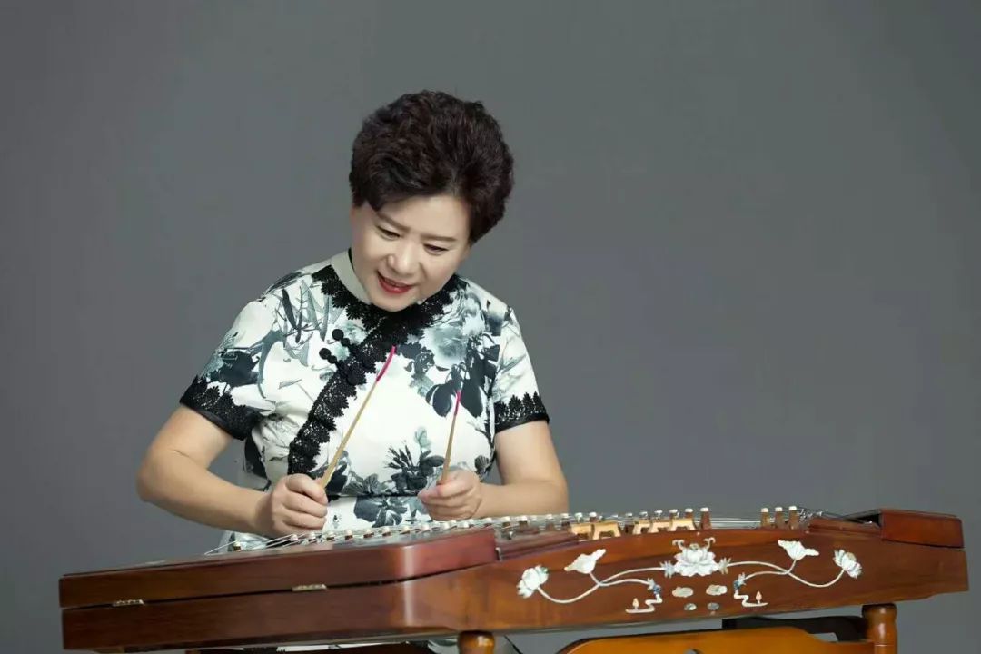 %name 澳洲“天才华裔钢琴少年”Joshua Zhi加入“才子家人”大赛，好戏连台，报名截止7月24日！