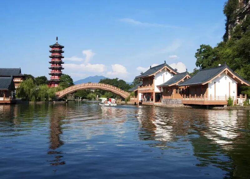 人步行数分钟即达桂林院子收藏两江四湖5a景区醉美的风景西清湖,桂湖