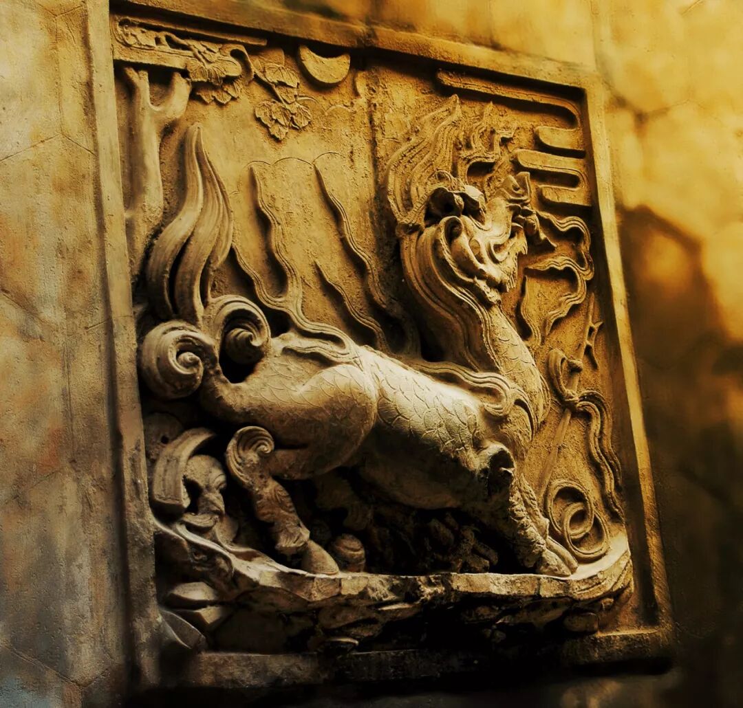 阳宅八忌，犯之大凶。若不化解，大难临头！