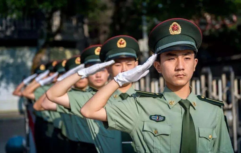 国防军校预科班(按军校生政审,身体,文化成绩等条件设预科班)