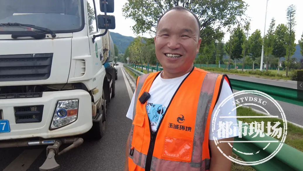 長沙清潔,長沙清潔服務,長沙專業(yè)清潔,長沙清潔公司,湖南專業(yè)清潔,長沙保潔公司,長沙專業(yè)保潔,長沙物業(yè)保潔