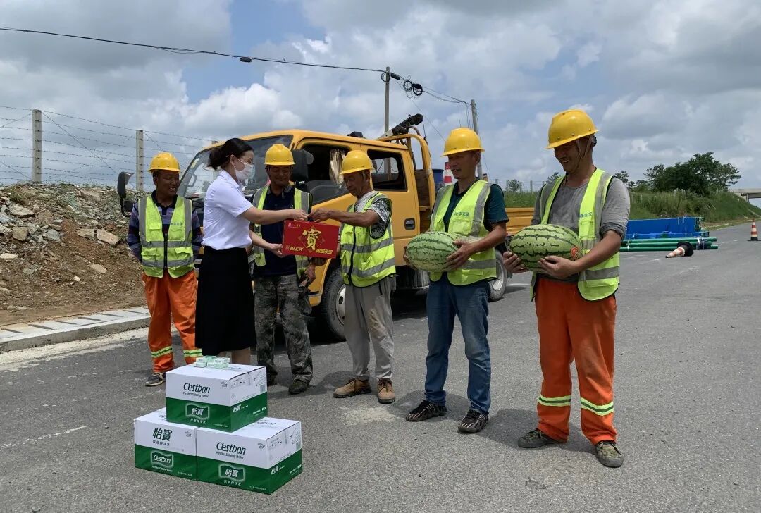 夏送清凉·热，情不减