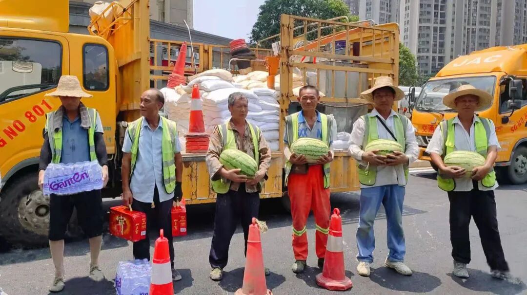 送清凉 | 炎炎三伏天“清凉”沁人心