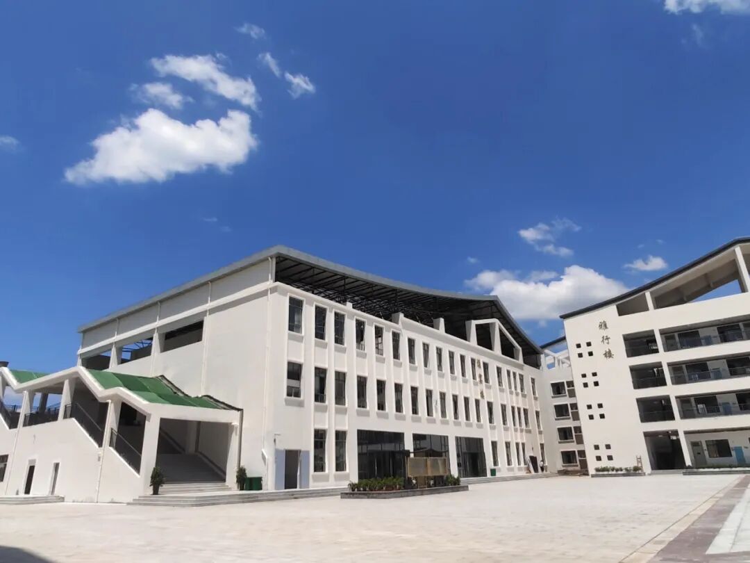 溆浦县雅堂芙蓉学校2024年春夏季校服公开遴选公告