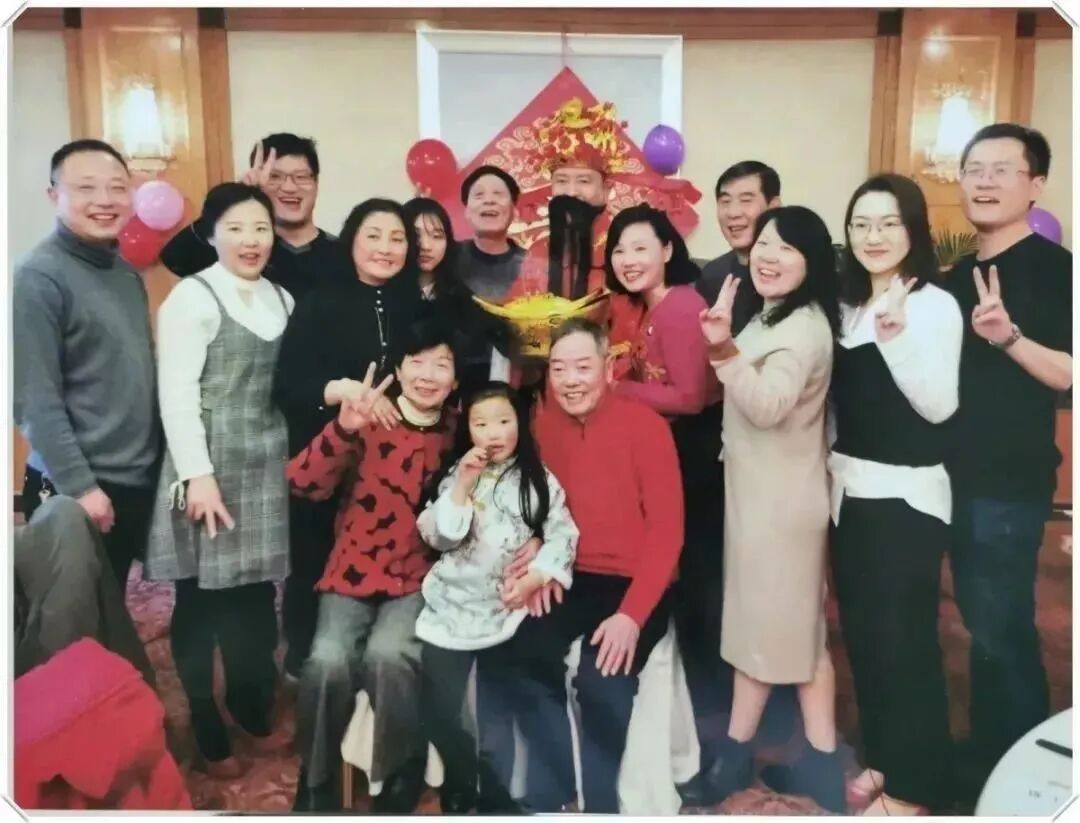 『【你有多美】战“疫”一家人，终于团圆了！』【你有多美】战“疫”一家人，终于团圆了！