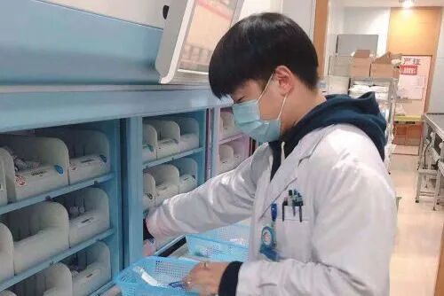 『【你有多美】战“疫”一家人，终于团圆了！』【你有多美】战“疫”一家人，终于团圆了！