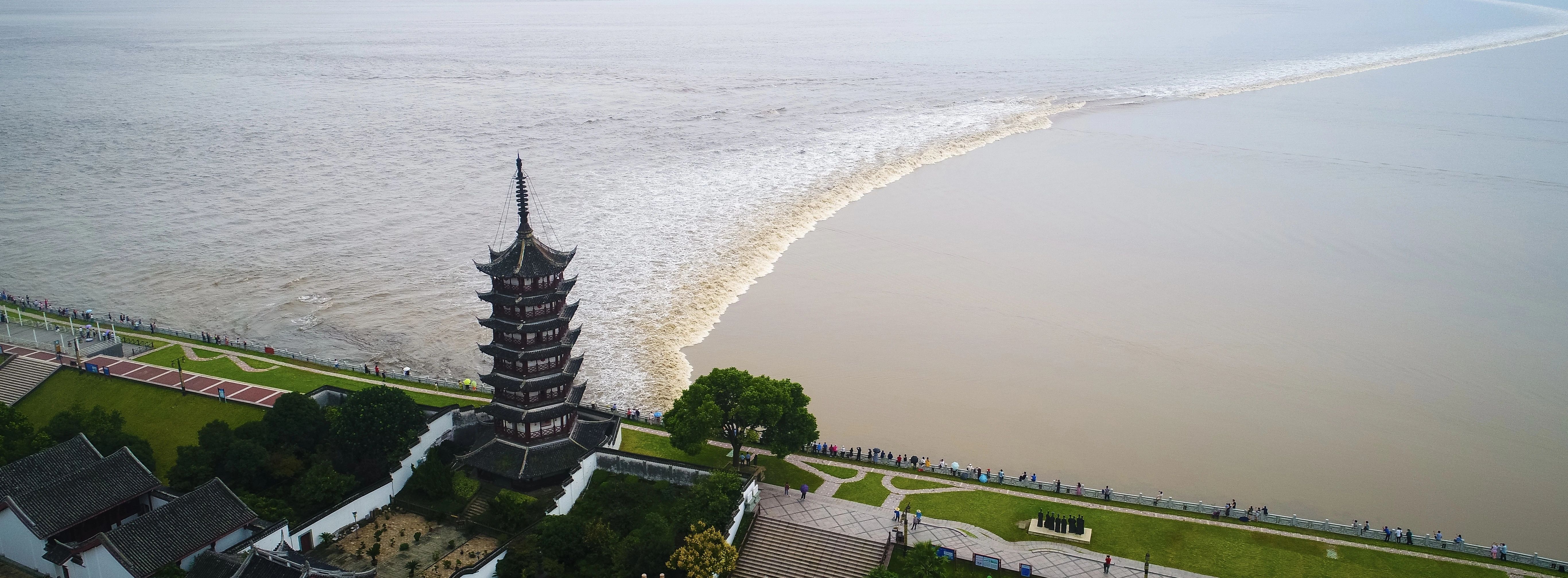 海宁市委书记曹国良投资创新变革2022年海宁要这样做