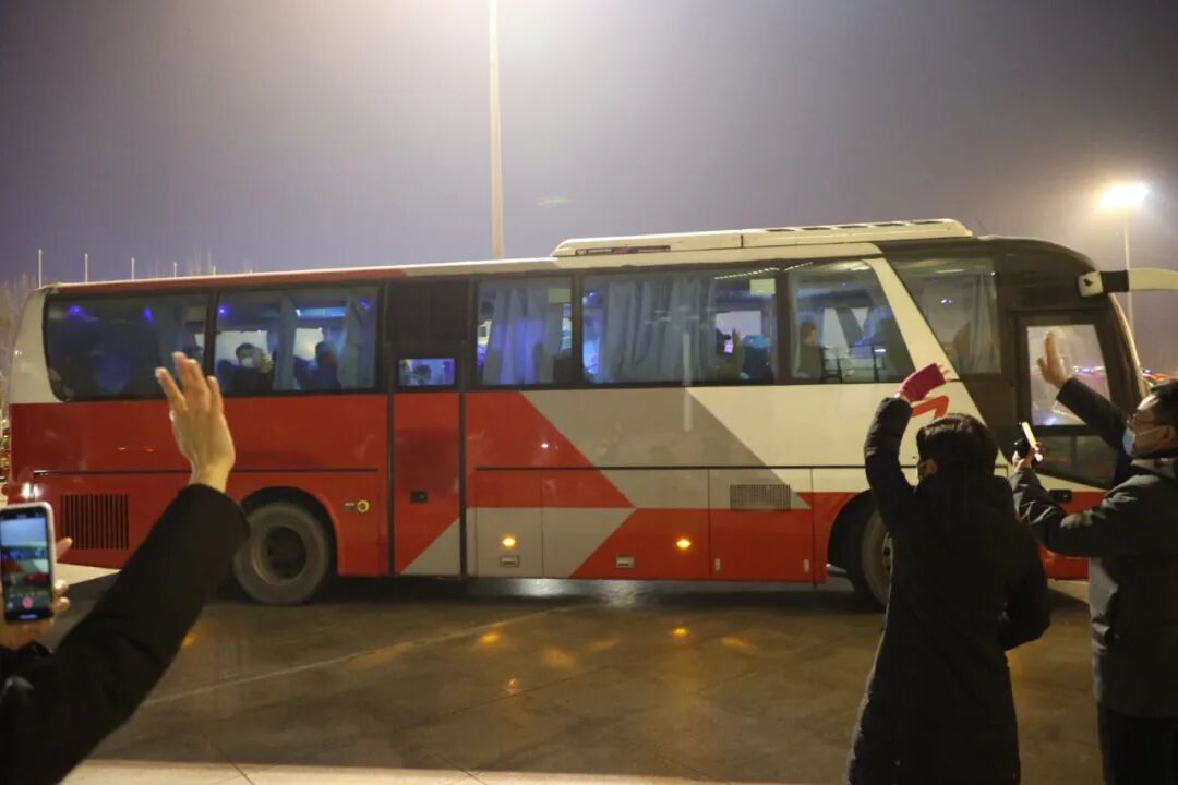 携手战疫 众志成城