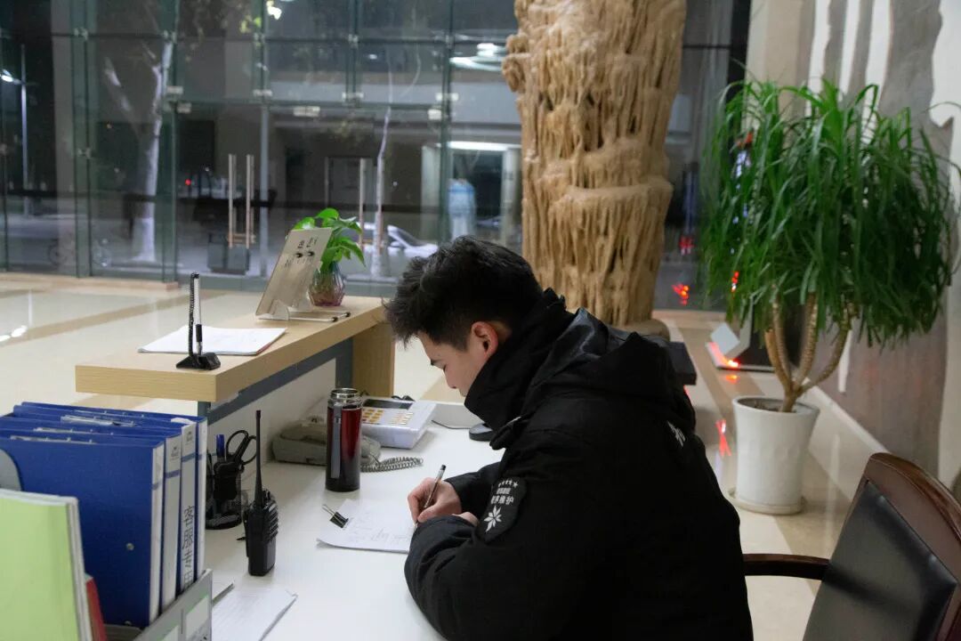 20王成凤.jpg