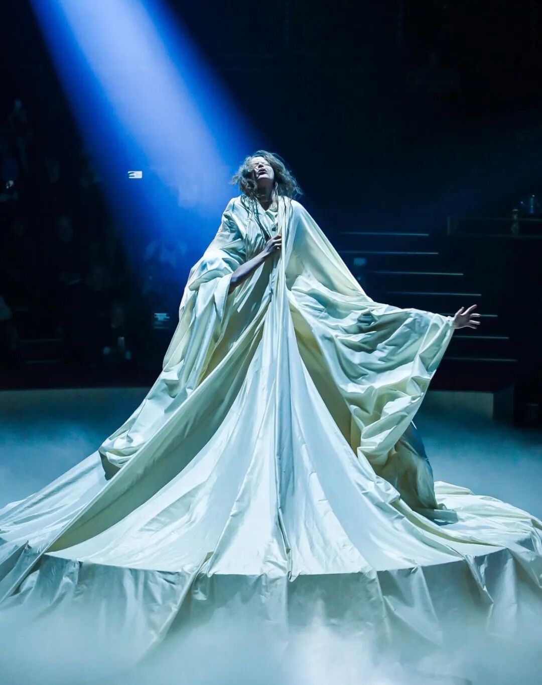 juntakahashi的7支经典时装秀场