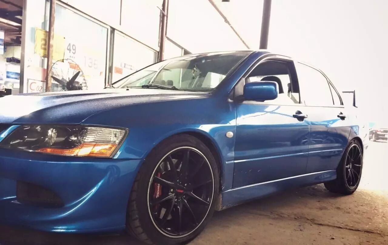 放著保時捷不開 獨愛 破三菱 這個女人不簡單 商務範 微文庫