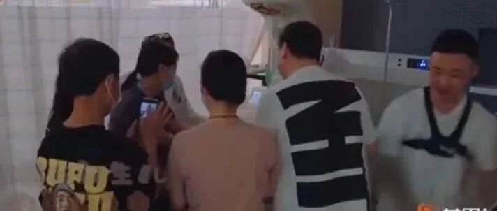 新手妈妈深夜崩溃：“我是对宝宝最恶毒的人！”真相刺痛28万网友