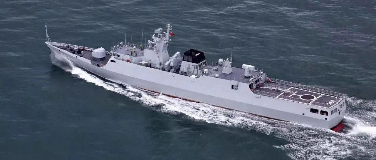 中国不容欺！中国军舰横穿日本海，警告日本