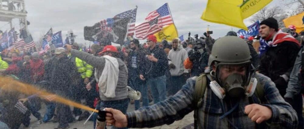 一连两天，中国打出反击王牌，砍断美国长手！