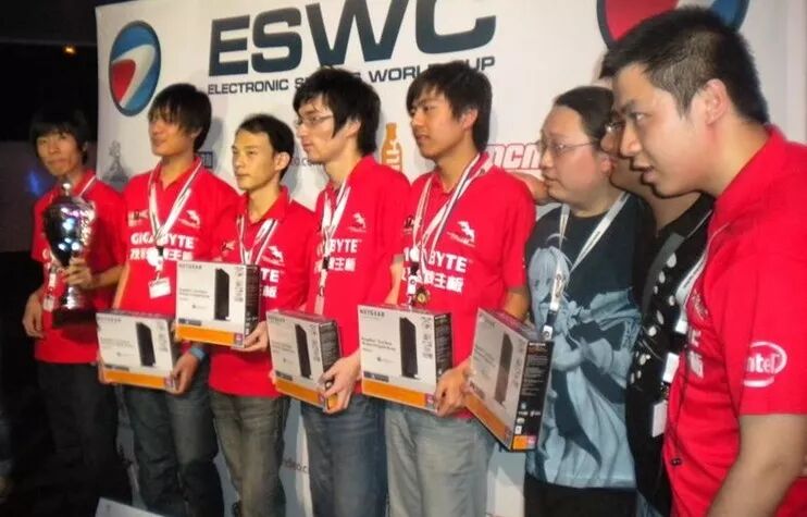 每日节奏—传奇教练疯狂摩擦传奇队长