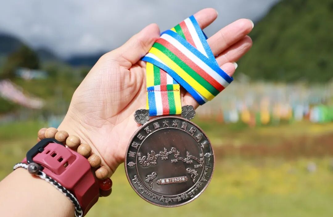 有直飞有高铁！花海美过新疆日本！这座小城凭什么荣登“春日旅行天花板”？