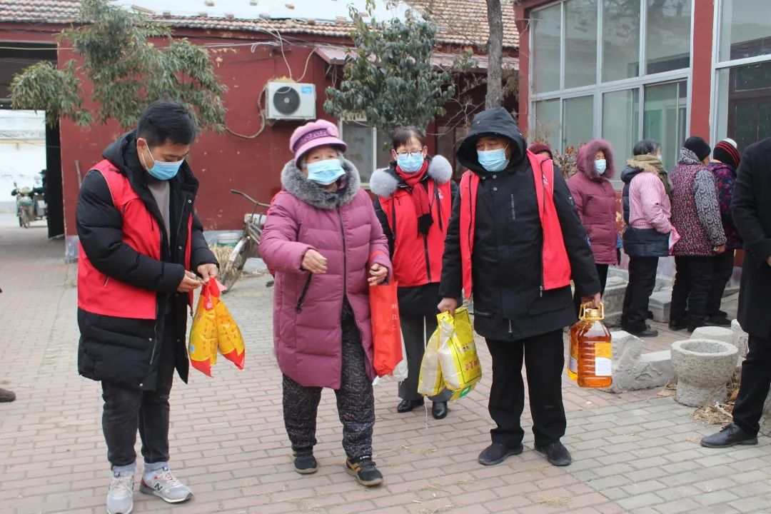 聊城市東昌府區古樓街道尊老愛老好風氣數九寒天人心暖