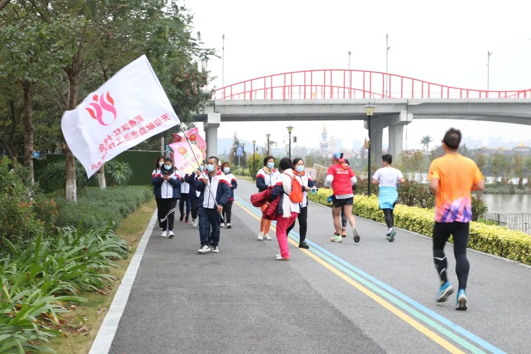 献血屋怎么开撸起袖子、迈开腿、撒开玩，这帮热情的人不怕冷的_https://www.jmylbn.com_新闻资讯_第5张