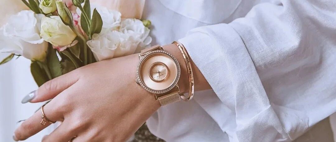 有多少女生判断男友不爱她是因为最近没收到礼物？