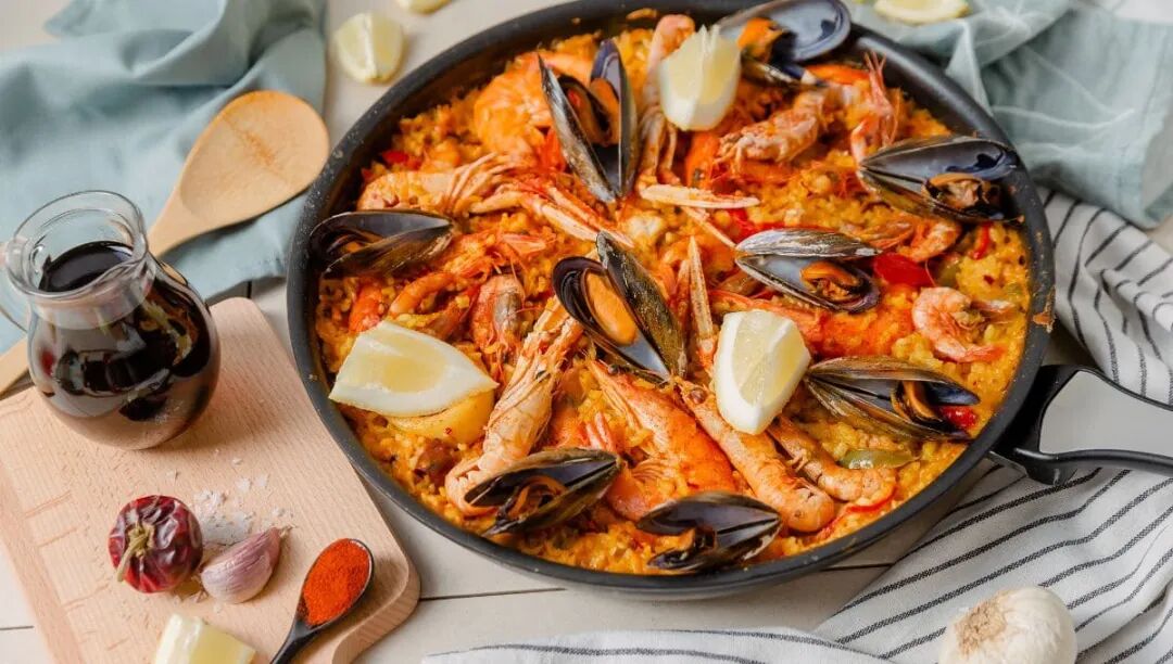 西班牙特色美食指南：一同品嚐地中海風味的10 大必吃佳餚！ - 新飛留遊學中心