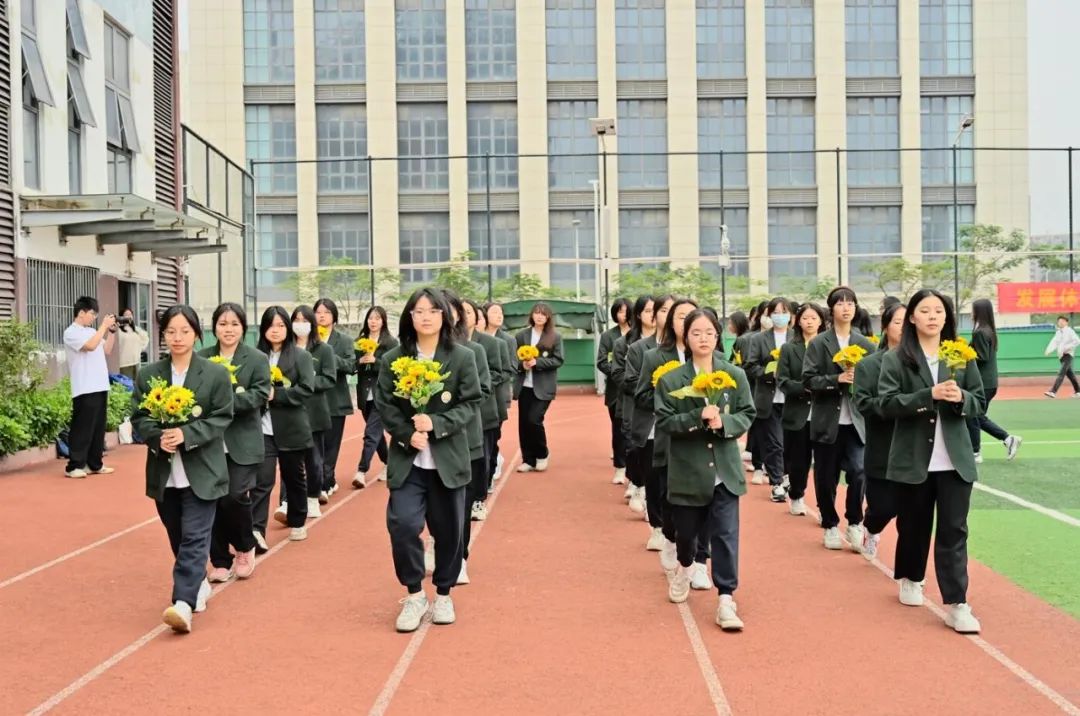 菁華中學(xué)_菁華中英文實(shí)驗(yàn)中學(xué)自主招生_菁華中學(xué)官網(wǎng)