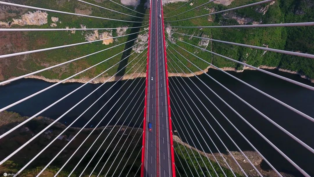 你永遠想像不到貴州的橋建得有多逆天 旅遊 第11張