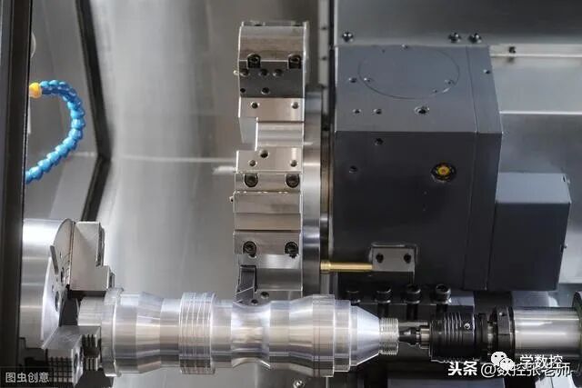 不同数控系统中各个倒角指令的用法的图1