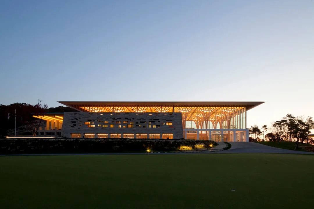 人道主义建筑师坂茂好建筑无关乎技艺与金钱而在于建设者的内心