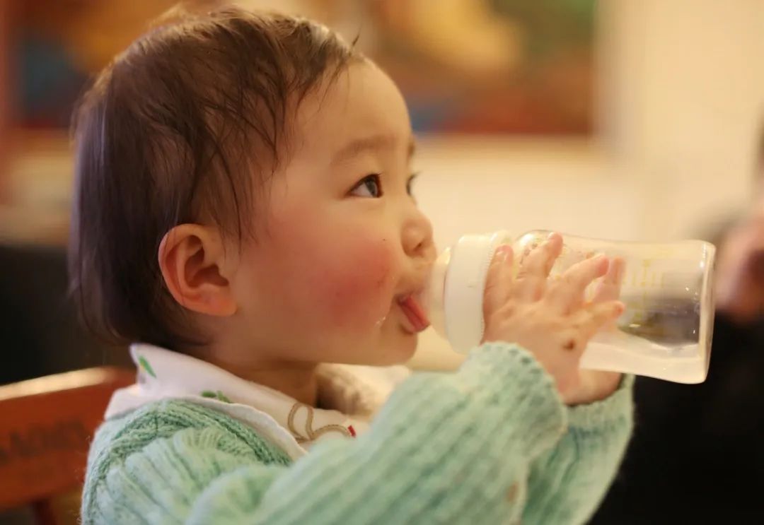 孩子上火喝點涼茶？別瞎折騰，這樣降火才最靠譜！ 親子 第2張